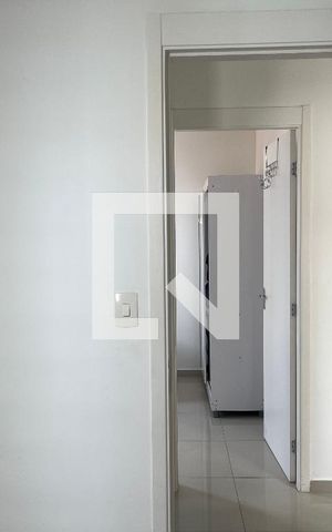 Apartamento para alugar com 44m², 2 quartos e sem vaga Apartamento para alugar com 44m², 2 quartos e sem vagaCorredor