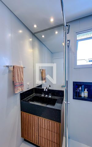 Apartamento à venda com 80m², 3 quartos e 2 vagasBanheiro