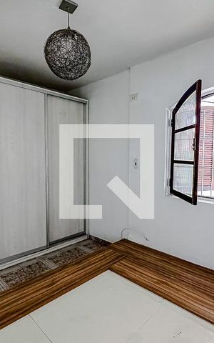 Casa para alugar com 60m², 3 quartos e 2 vagasQuarto 2