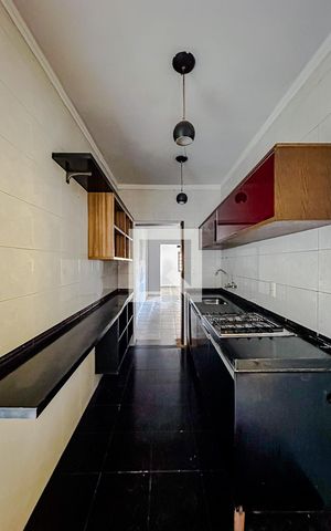 Casa para alugar com 60m², 3 quartos e 2 vagasCozinha