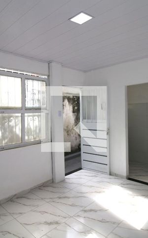 Casa para alugar com 50m², 2 quartos e sem vagaSala
