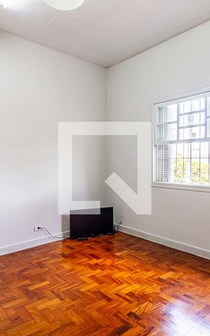Casa para alugar com 280m², 3 quartos e 4 vagas Casa para alugar com 280m², 3 quartos e 4 vagasQuarto 1