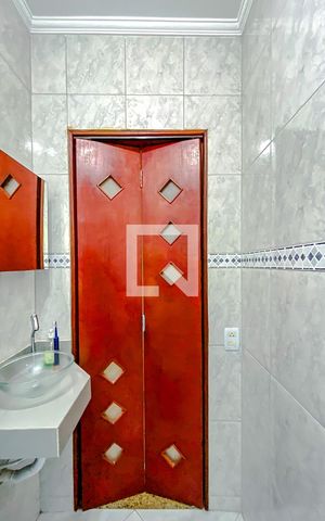 Casa à venda com 200m², 3 quartos e 3 vagasBanheiro