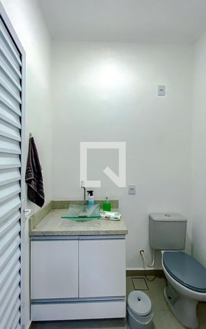 Casa à venda com 200m², 3 quartos e 3 vagasLavabo