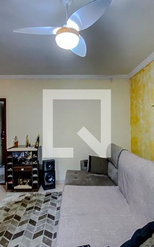 Casa à venda com 200m², 3 quartos e 3 vagasSala