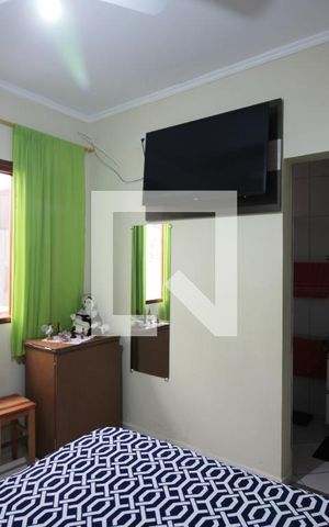 Casa à venda com 107m², 3 quartos e 2 vagasQuarto 3 - Suíte