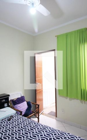 Casa à venda com 107m², 3 quartos e 2 vagasQuarto 3 - Suíte