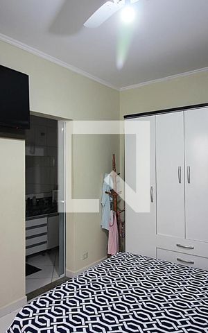 Casa à venda com 107m², 3 quartos e 2 vagasQuarto 3 - Suíte
