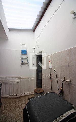 Casa à venda com 107m², 3 quartos e 2 vagasÁrea de Serviço