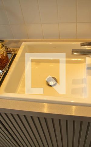 Apartamento à venda com 118m², 2 quartos e 2 vagasBanheiro