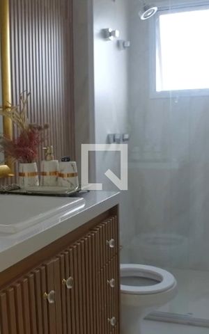 Apartamento à venda com 118m², 2 quartos e 2 vagasBanheiro do Quarto 2