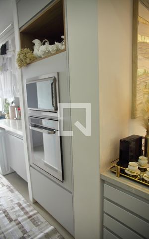 Apartamento à venda com 118m², 2 quartos e 2 vagasCozinha