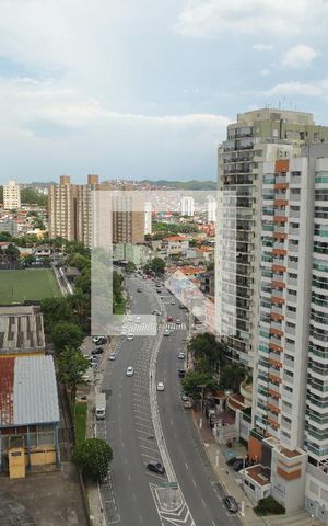 Apartamento à venda com 118m², 2 quartos e 2 vagasBanheiro de Serviço