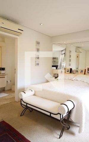 Apartamento à venda com 157m², 2 quartos e 2 vagasSuíte 1