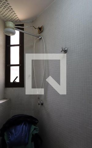 Apartamento à venda com 157m², 2 quartos e 2 vagasBanheiro de serviço
