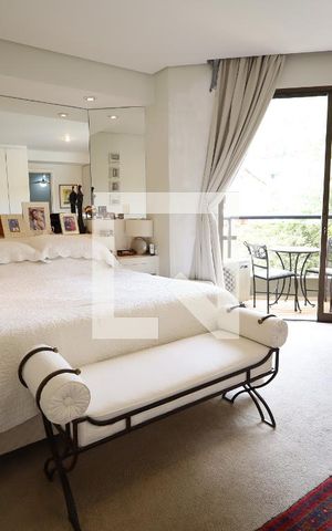 Apartamento à venda com 157m², 2 quartos e 2 vagasSuíte 1