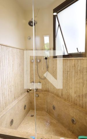Apartamento à venda com 157m², 2 quartos e 2 vagasBanheiro da Suíte 1