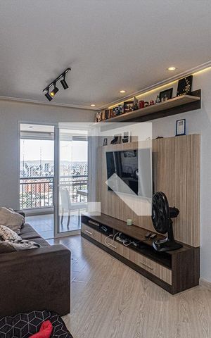 Apartamento à venda com 69m², 2 quartos e 1 vaga Apartamento à venda com 69m², 2 quartos e 1 vagaSala