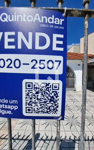 Casa à venda com 410m², 2 quartos e 3 vagas Casa à venda com 410m², 2 quartos e 3 vagasPlaquinha