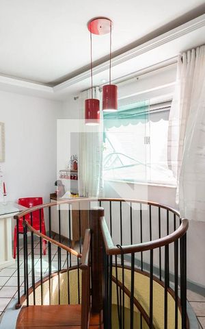 Apartamento à venda com 220m², 3 quartos e 2 vagasSala (segundo andar)