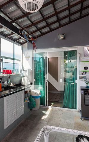 Apartamento à venda com 220m², 3 quartos e 2 vagasVaranda