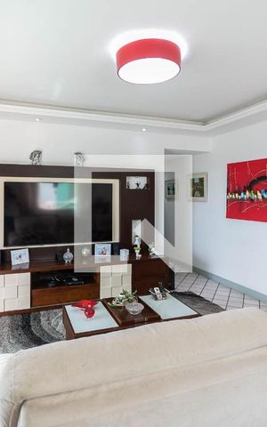 Apartamento à venda com 220m², 3 quartos e 2 vagasSala (segundo andar)