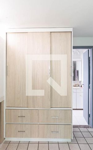 Apartamento à venda com 220m², 3 quartos e 2 vagasSuíte (segundo andar)