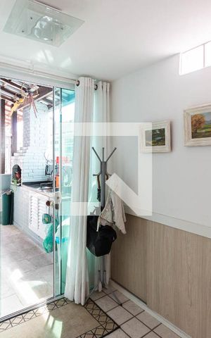 Apartamento à venda com 220m², 3 quartos e 2 vagasSuíte (segundo andar)