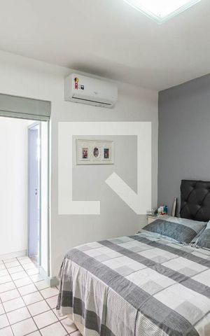 Apartamento à venda com 220m², 3 quartos e 2 vagasSuíte (segundo andar)