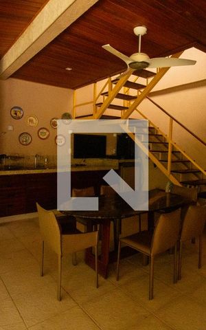 Apartamento para alugar com 784m², 5 quartos e 4 vagasChurrasqueira - Escada para o 2 andar