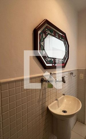 Apartamento para alugar com 784m², 5 quartos e 4 vagasBanheiro da Cozinha