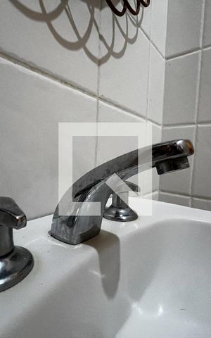Apartamento para alugar com 784m², 5 quartos e 4 vagasBanheiro de serviço