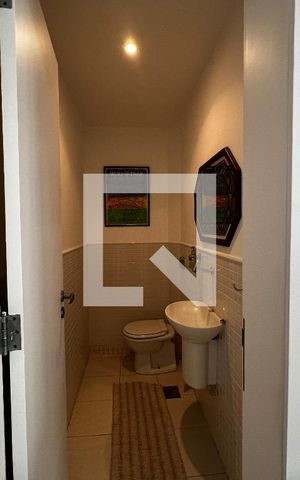 Apartamento para alugar com 784m², 5 quartos e 4 vagasBanheiro da Cozinha