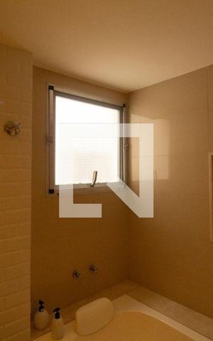 Apartamento para alugar com 784m², 5 quartos e 4 vagasBanheiro 1 da suíte master