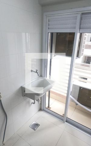 Apartamento para alugar com 70m², 2 quartos e 1 vagaÁrea de Serviço