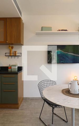 Studio à venda com 29m², 1 quarto e sem vaga Studio à venda com 29m², 1 quarto e sem vagaSala/Cozinha