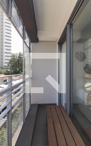 Studio à venda com 29m², 1 quarto e sem vaga Studio à venda com 29m², 1 quarto e sem vagaVaranda