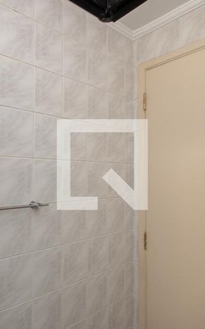 Apartamento para alugar com 69m², 3 quartos e 2 vagas Apartamento para alugar com 69m², 3 quartos e 2 vagasBanheiro 2