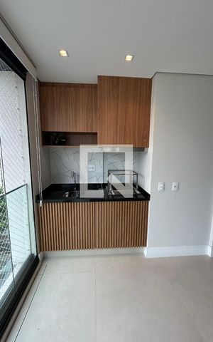 Apartamento à venda com 85m², 2 quartos e 1 vaga Apartamento à venda com 85m², 2 quartos e 1 vagaVaranda gourmet