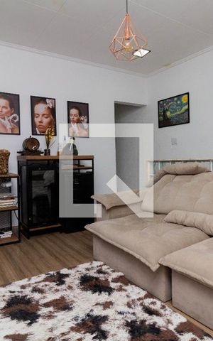 Casa à venda com 139m², 2 quartos e 1 vaga Casa à venda com 139m², 2 quartos e 1 vagaSala
