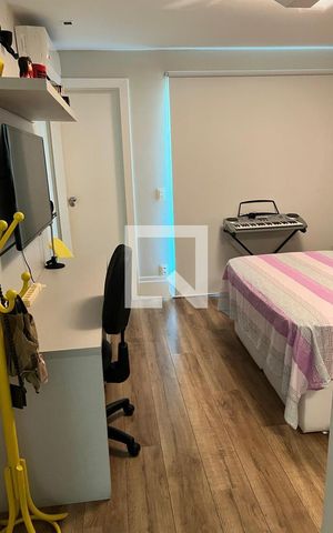 Casa de condomínio à venda com 415m², 4 quartos e 2 vagasQuarto 3
