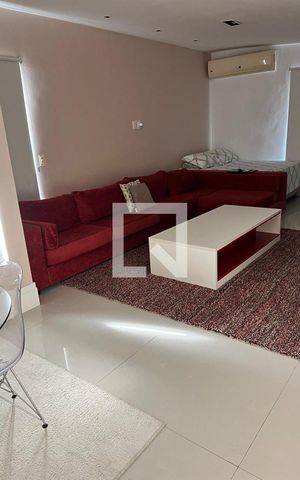 Casa de condomínio à venda com 415m², 4 quartos e 2 vagasSala