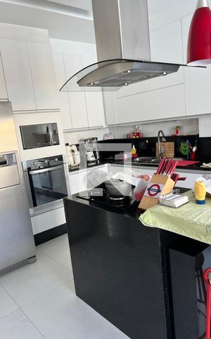 Casa de condomínio à venda com 415m², 4 quartos e 2 vagasCozinha