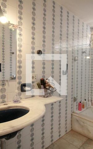 Apartamento à venda com 145m², 4 quartos e 2 vagasBanheiro