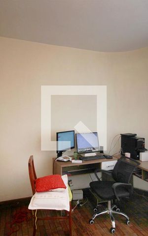 Apartamento à venda com 145m², 4 quartos e 2 vagasQuarto 2