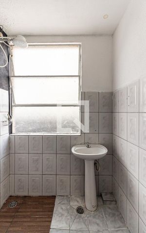 Studio à venda com 43m², 1 quarto e sem vaga Studio à venda com 43m², 1 quarto e sem vagaBanheiro