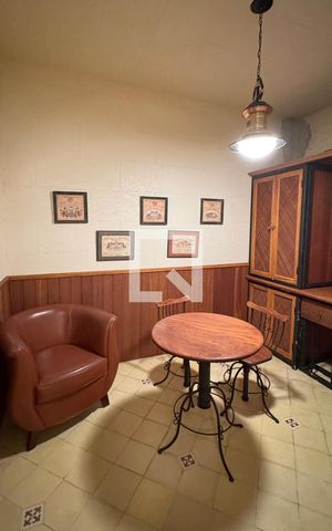 Casa de condomínio à venda com 614m², 4 quartos e 6 vagasÁrea comum