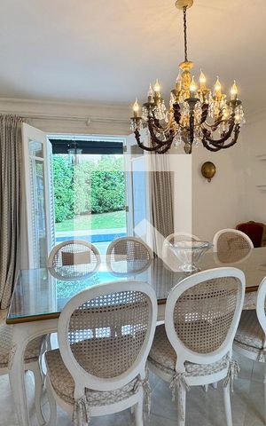 Casa de condomínio à venda com 614m², 4 quartos e 6 vagasSala de Jantar