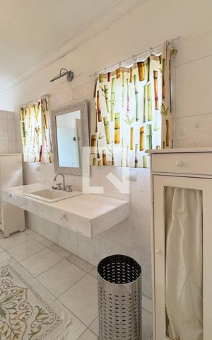 Casa de condomínio à venda com 614m², 4 quartos e 6 vagasBanheiro da Suíte 1