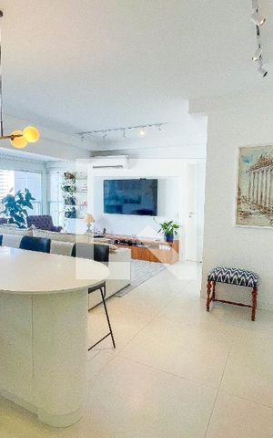 Apartamento à venda com 68m², 1 quarto e 1 vaga Apartamento à venda com 68m², 1 quarto e 1 vagaSala